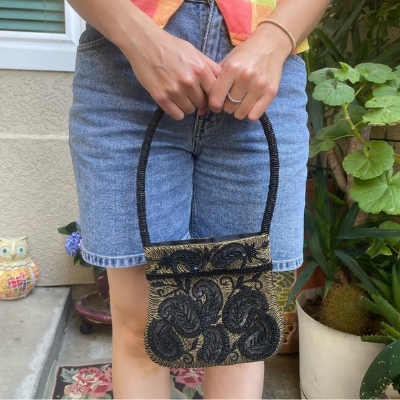 New Vintage Elegant Handmade Black and Gold Beaded Handbag